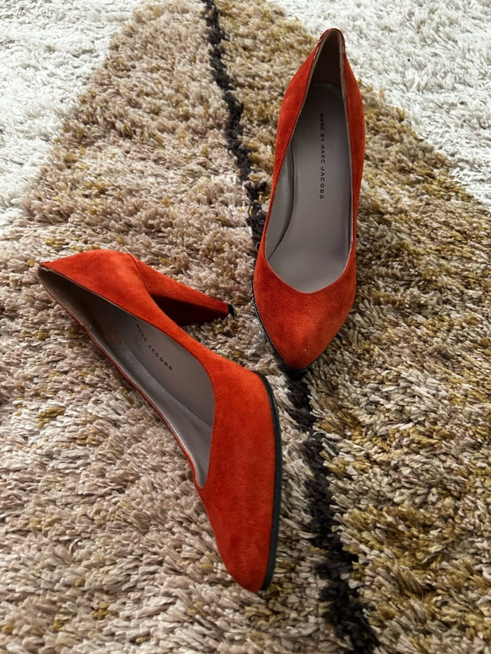 Marc Jacobs Burnt Orange Pumps